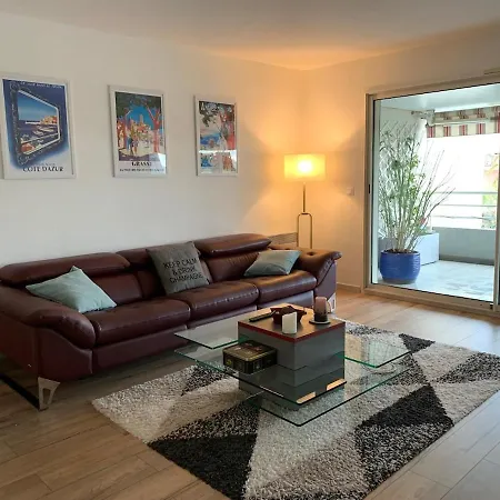 3 Pieces Vue * Antibes